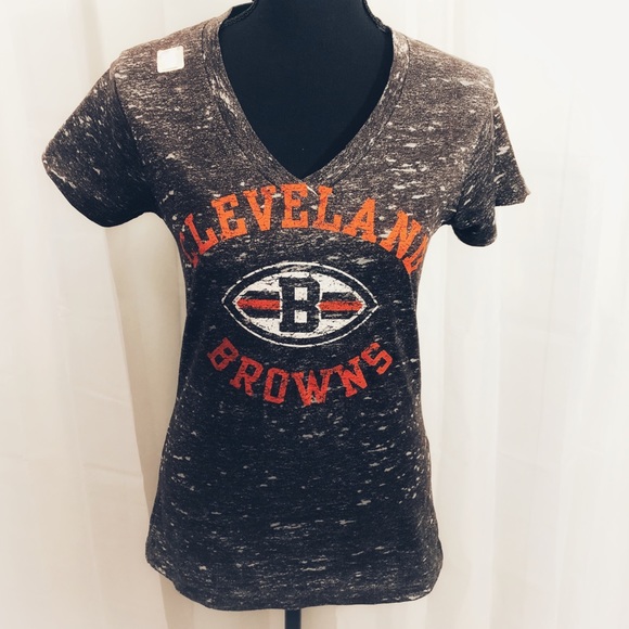 Tops - 🆕 Cleveland Browns v-neck tee